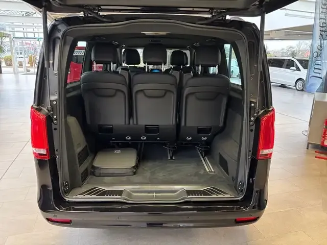 Mercedes-Benz EQV 300