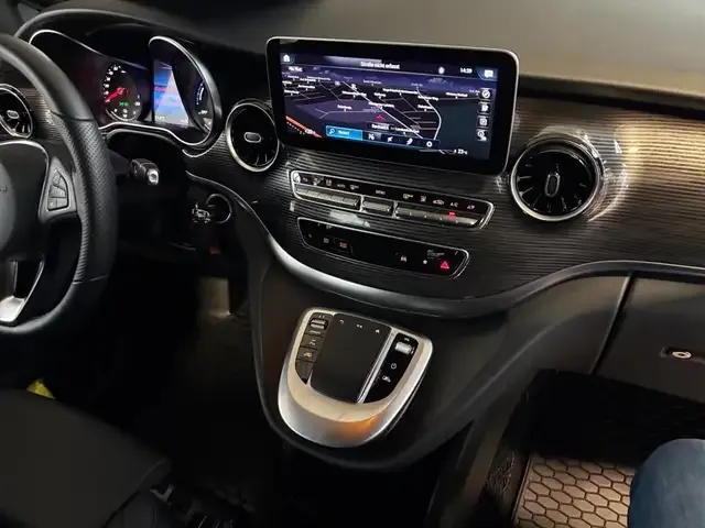 Mercedes-Benz EQV 300