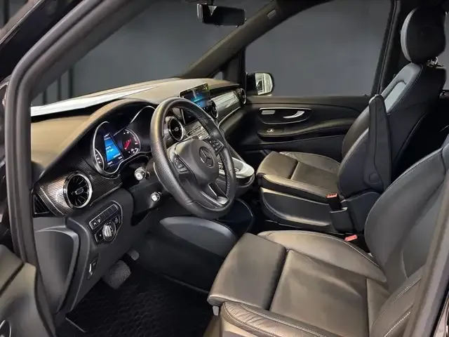 Mercedes-Benz EQV 300