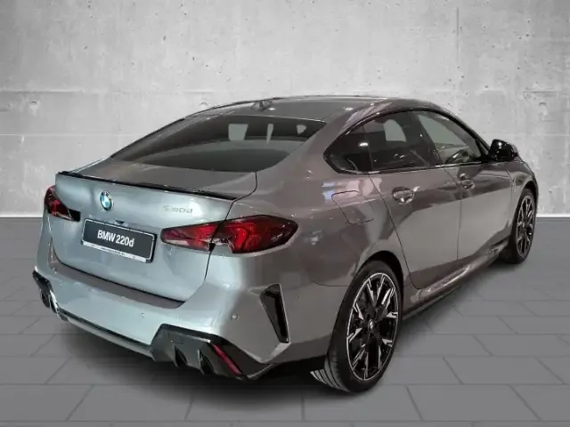 BMW 220