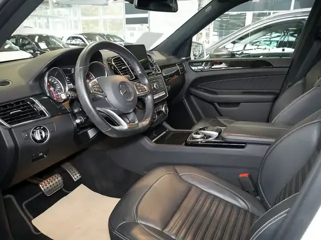 Mercedes-Benz GLE 500