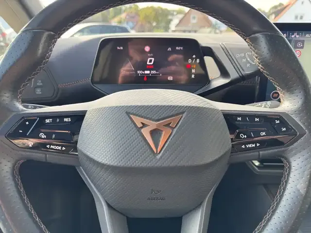 CUPRA Born
