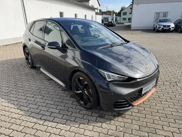 CUPRA Born
