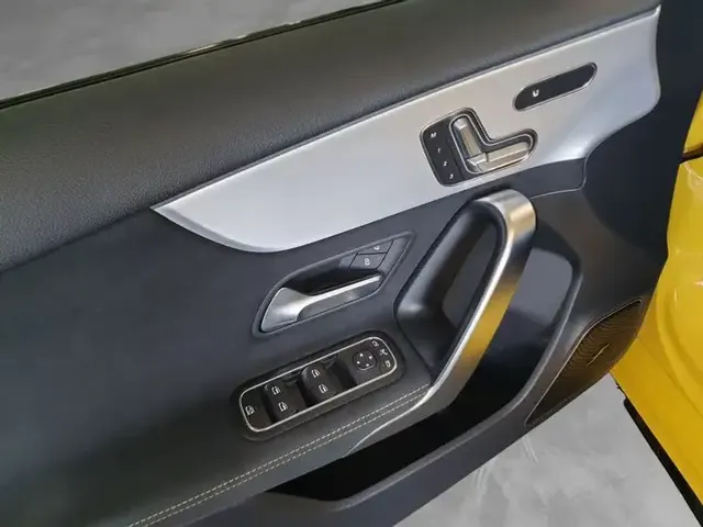 Mercedes-Benz A 45 AMG