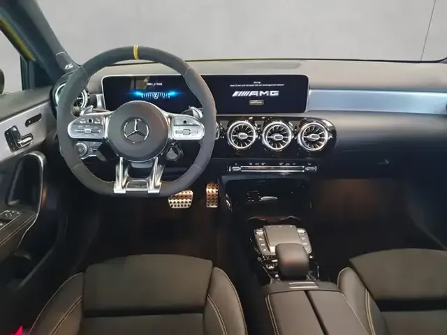 Mercedes-Benz A 45 AMG