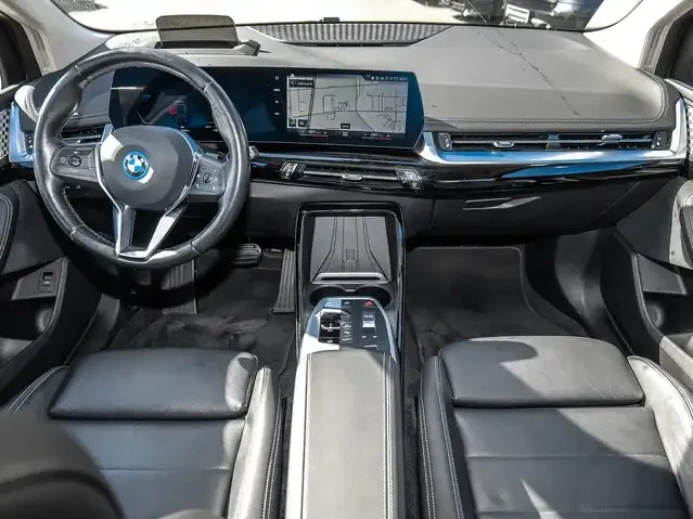 BMW 225