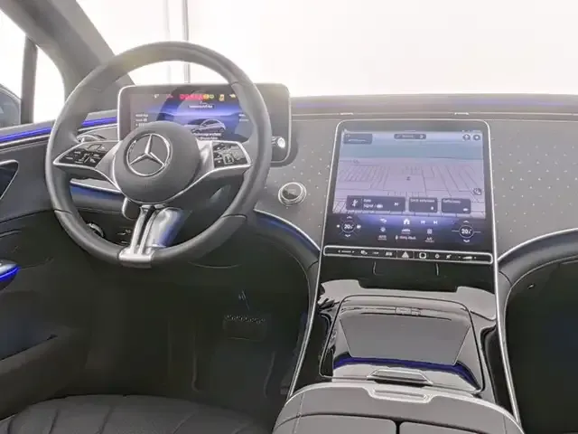 Mercedes-Benz EQE 300