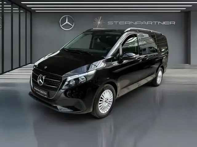 Mercedes-Benz V 220