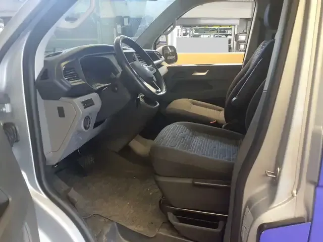 Volkswagen T6.1 Caravelle