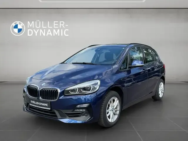 BMW 216