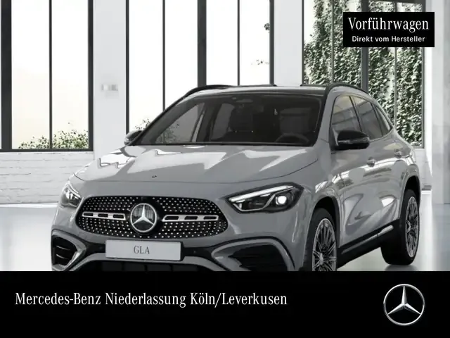 Mercedes-Benz GLA 220