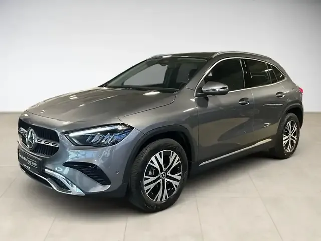Mercedes-Benz GLA 180