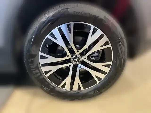 Mercedes-Benz GLA 180