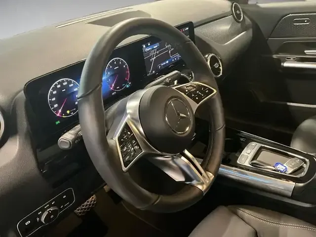 Mercedes-Benz GLA 180