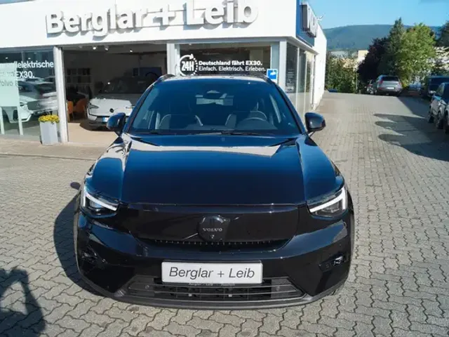 Volvo EX40