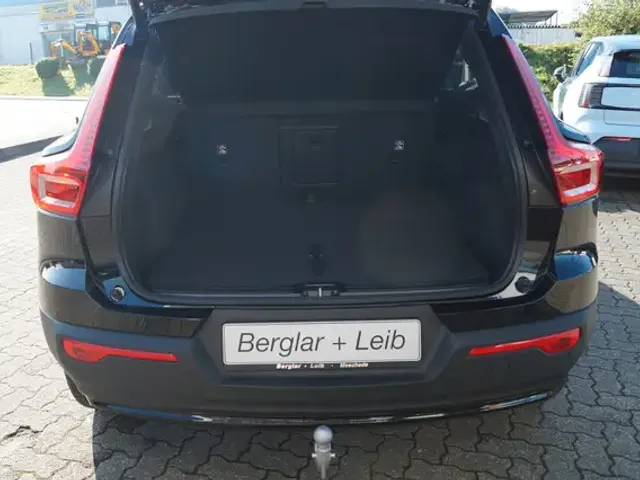 Volvo EX40