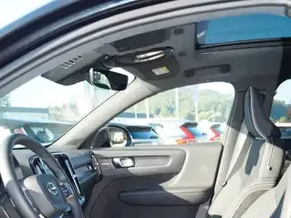 Volvo EX40