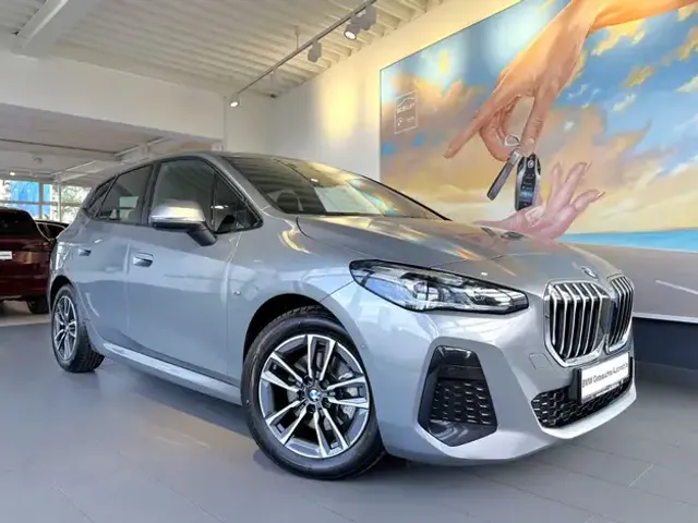 BMW 218