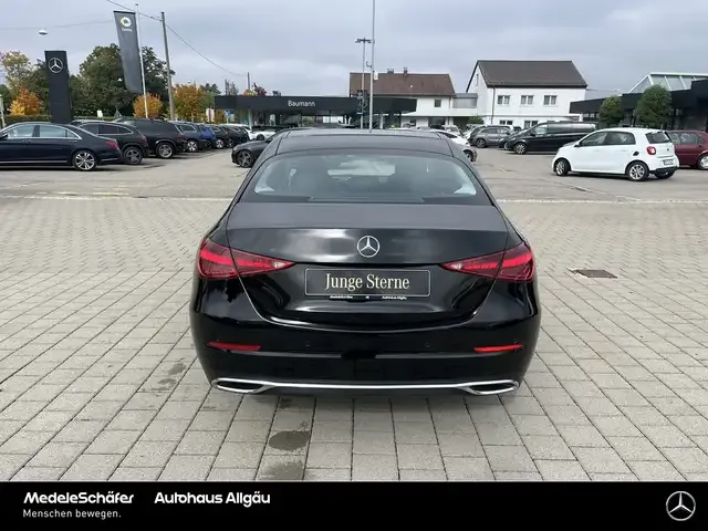Mercedes-Benz C 180