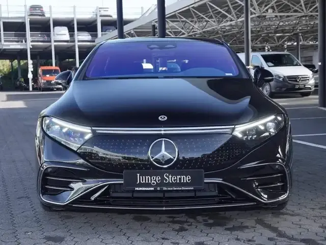 Mercedes-Benz EQS