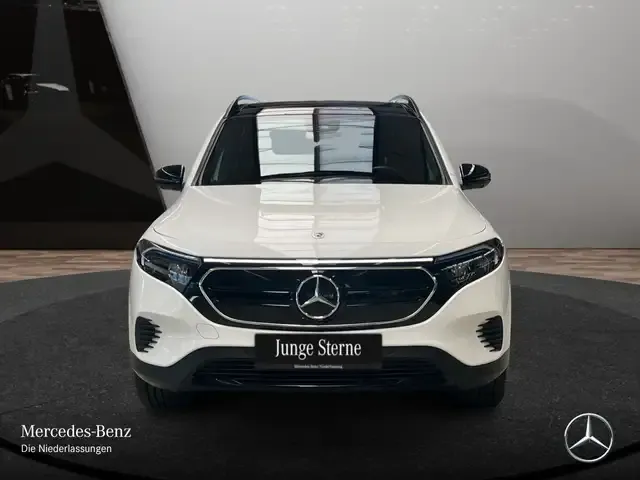 Mercedes-Benz EQB 300