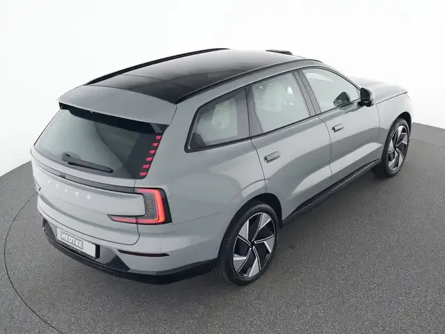 Volvo EX90