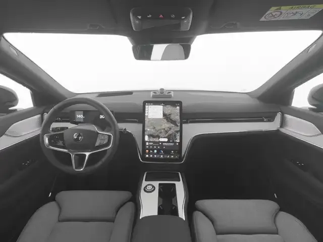 Volvo EX90