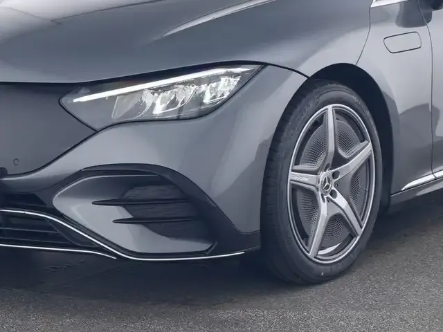 Mercedes-Benz EQE 350
