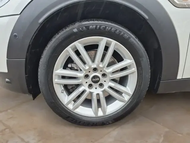 MINI Cooper SE Countryman