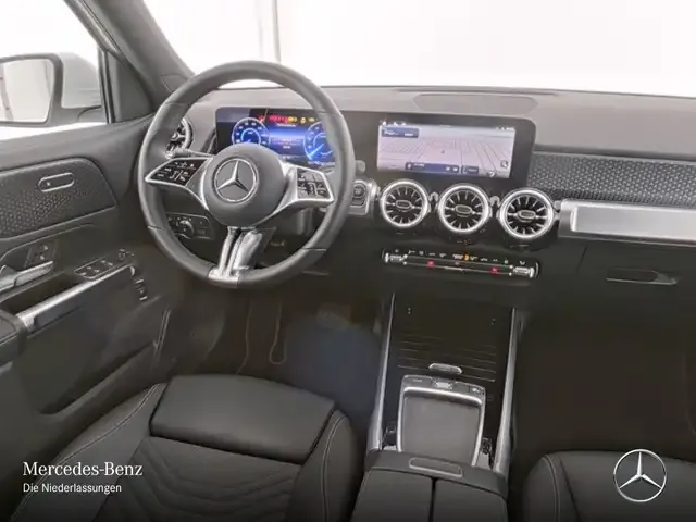 Mercedes-Benz EQB 300