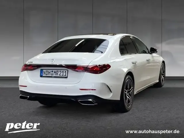 Mercedes-Benz E 200
