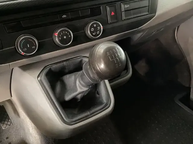 Volkswagen T6.1 Transporter