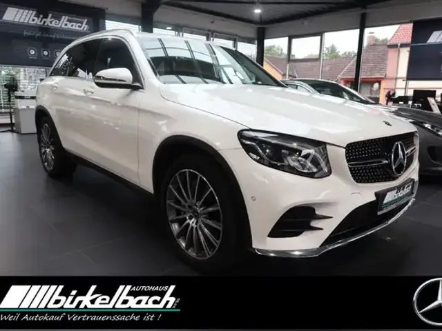 Mercedes-Benz GLC 220
