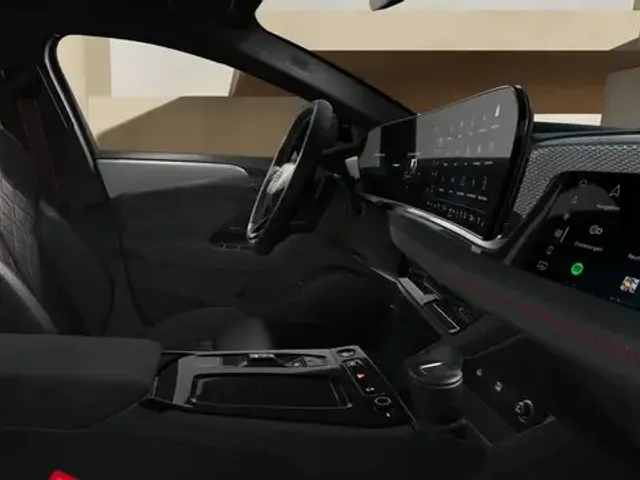 Audi S6 e-tron