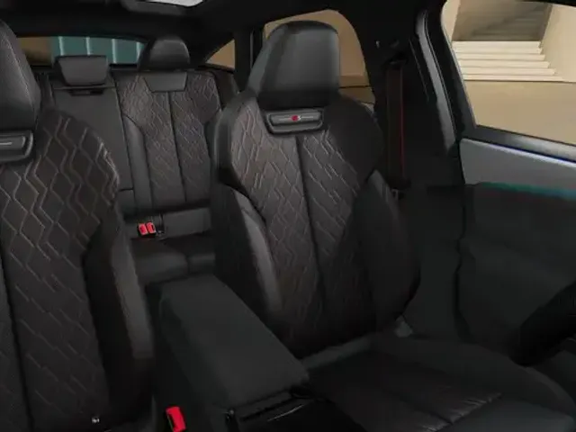 Audi S6 e-tron