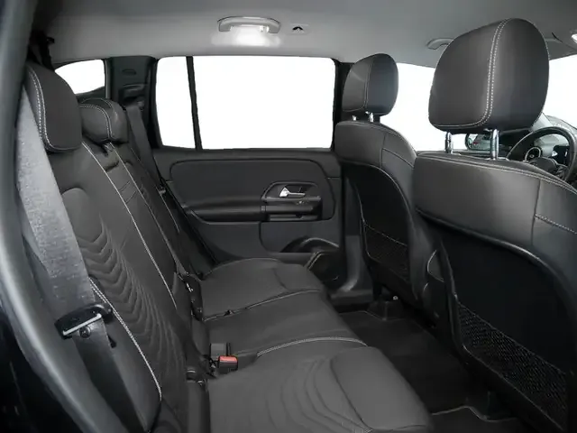 Mercedes-Benz GLB 200