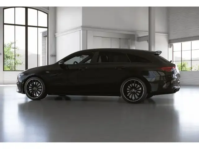 Mercedes-Benz CLA 35 AMG