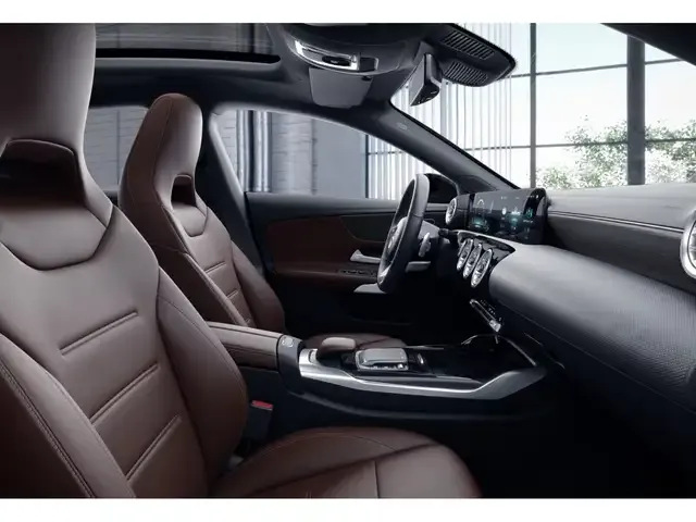 Mercedes-Benz CLA 35 AMG