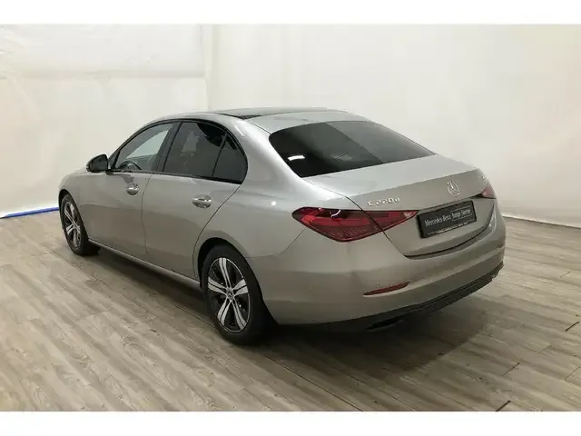 Mercedes-Benz C 220