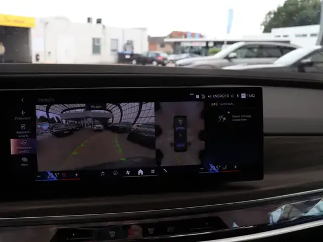 BMW 740