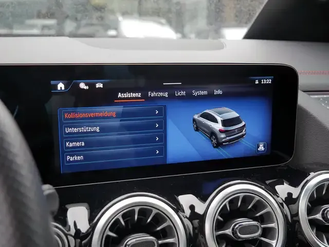 Mercedes-Benz EQA 350