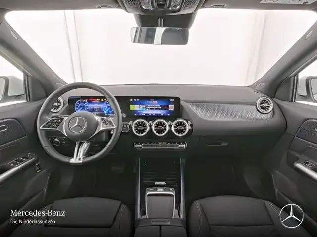 Mercedes-Benz EQA 350