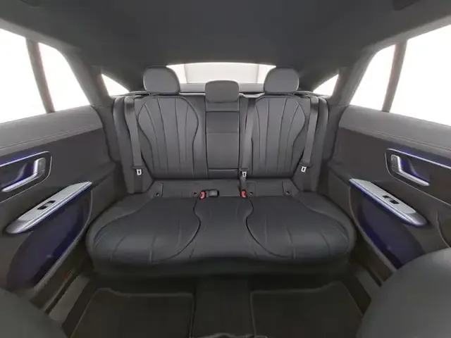 Mercedes-Benz EQE 300