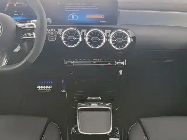 Mercedes-Benz CLA 45 AMG