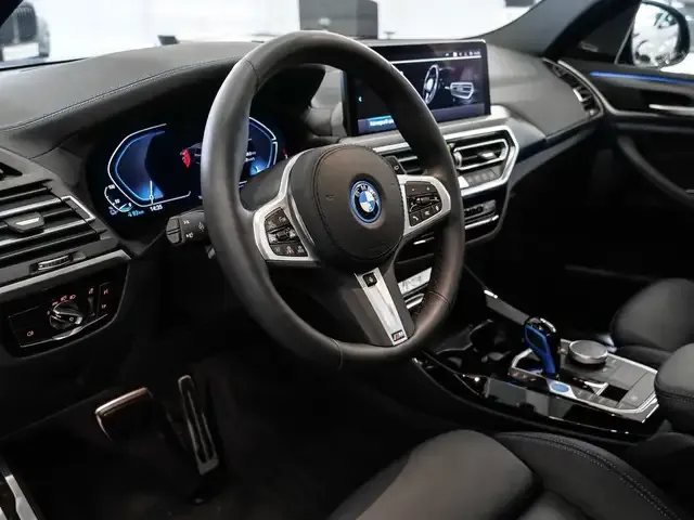 BMW iX3