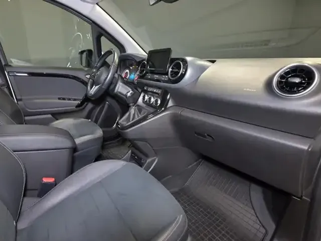 Mercedes-Benz T-Class