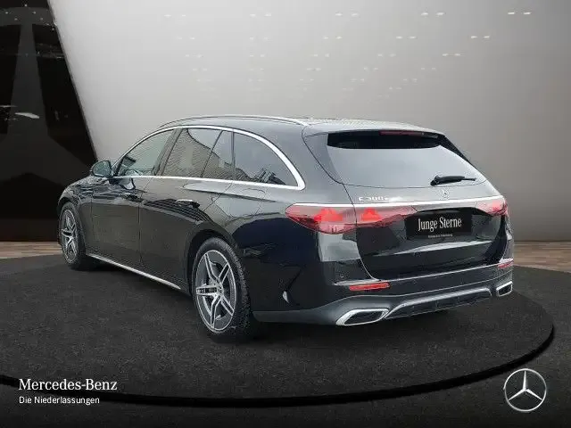 Mercedes-Benz E 300