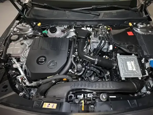 Mercedes-Benz CLA 250