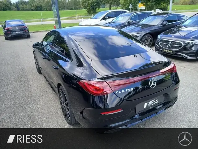 Mercedes-Benz CLA 250