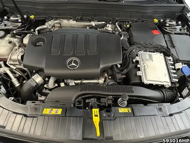 Mercedes-Benz GLB 200